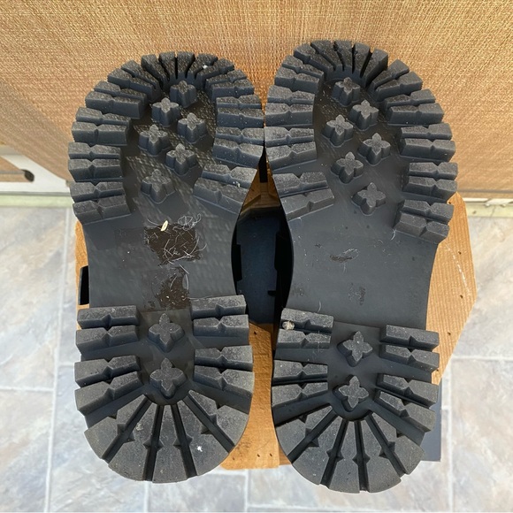 🎃SOLD🎃Forever 21 Black Chunky Platform Lace Up Loafers with Side Buckle - Picture 5 of 5